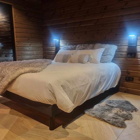 Le Chalet Loft Spa Calais Eksteriør bilde