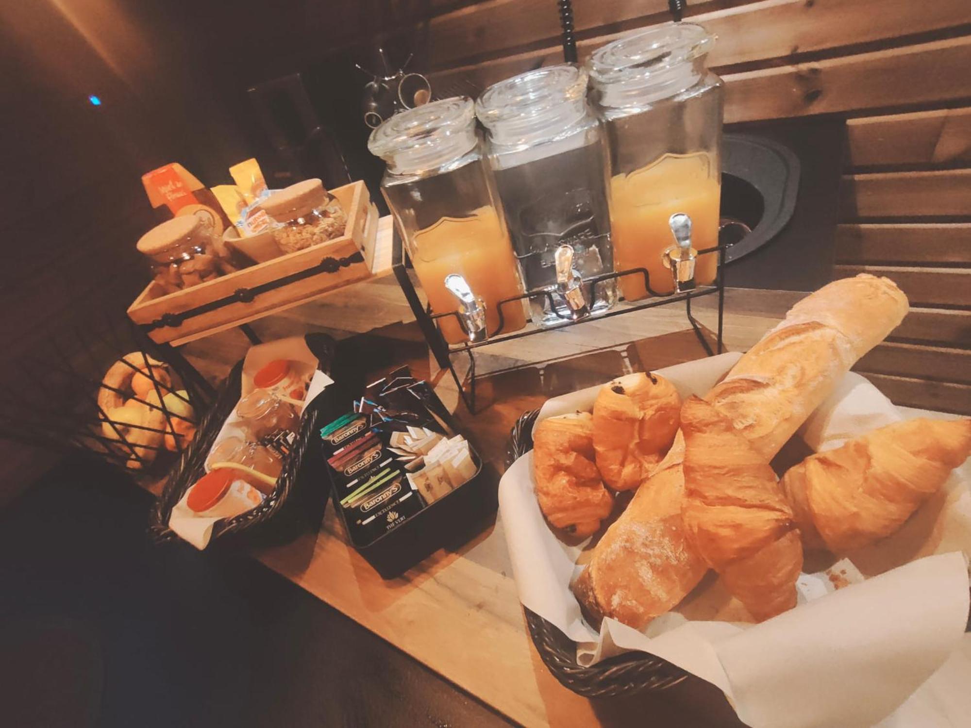 Le Chalet Loft Spa Calais Eksteriør bilde